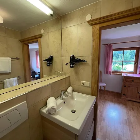 Seebichlhof By Alpine Host Helpers Apartman